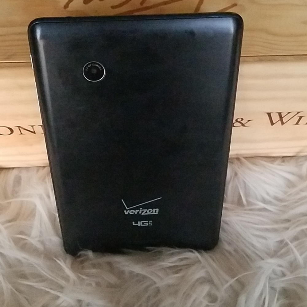 Verizon tablet - Picture 2 of 2